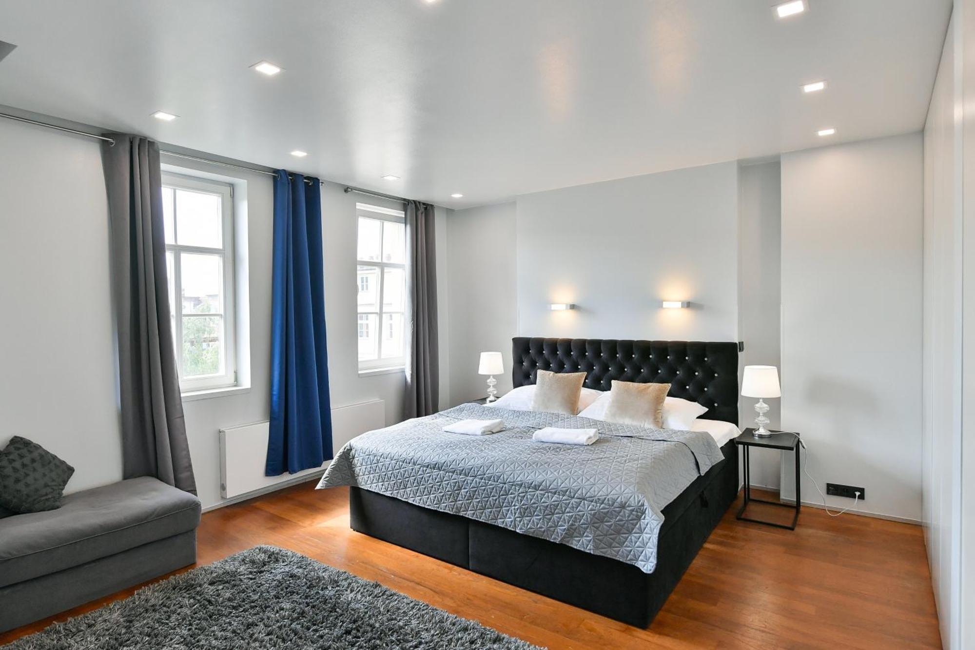 Luxury Central Duplex With Terrace Прага Екстериор снимка